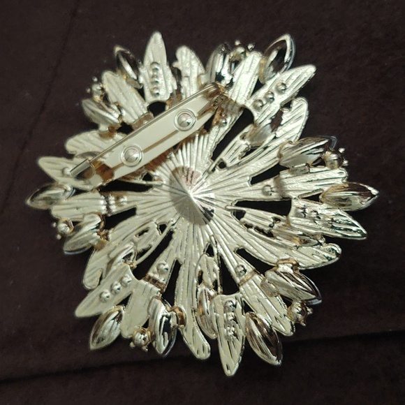 Pink Rhinestone Statement Brooch - Picture 2 of 3